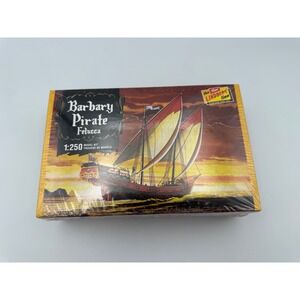 Lindberg Barbary Pirate Felucca 1:250 Scale Plastic Model Ship Kit HL205/12 NEW
